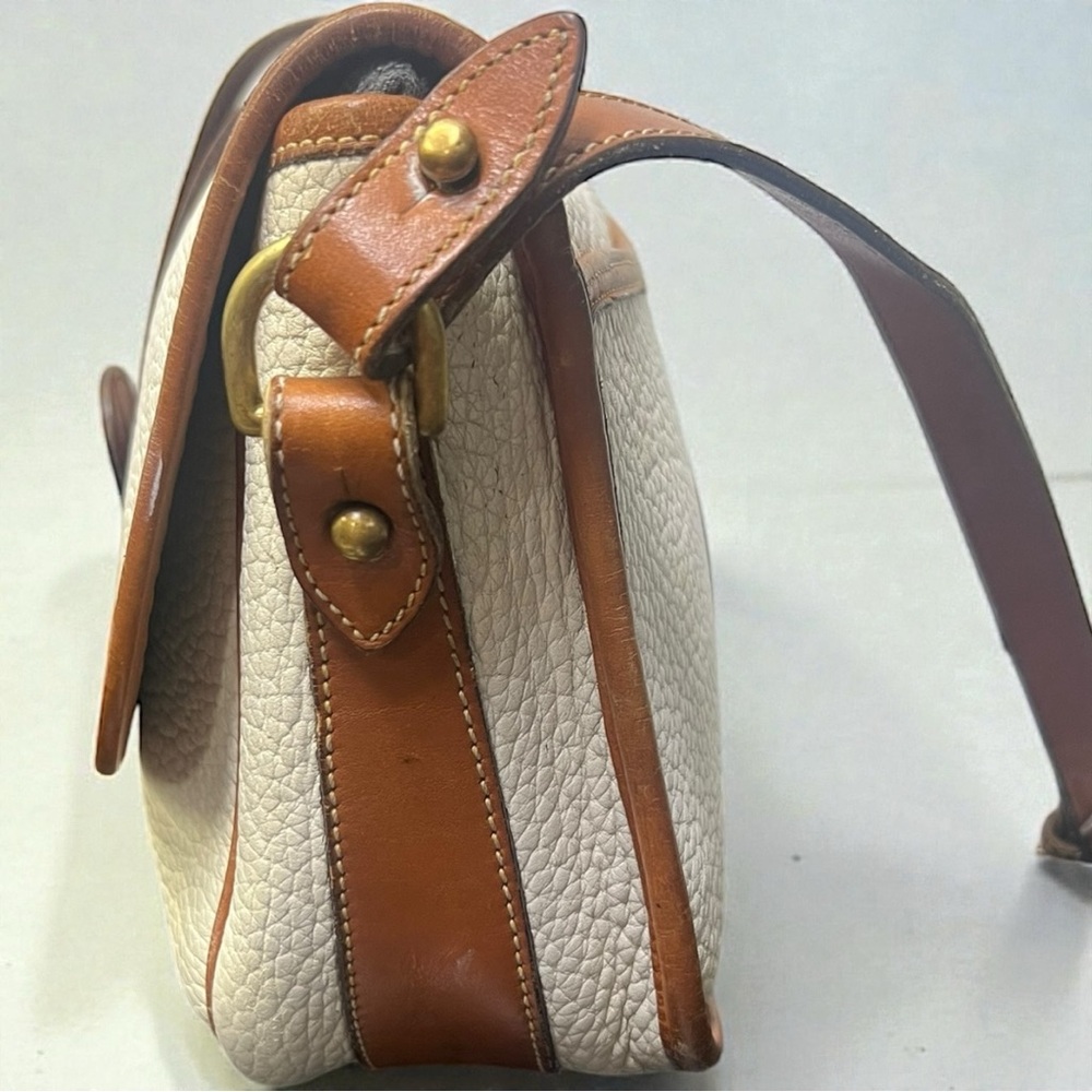 👜 Vintage Dooney & Bourke AWL Crossbody – Made in USA - Picture 4 of 8